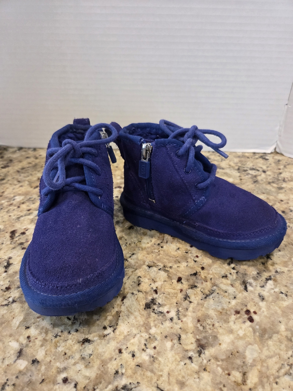 UGG Suede K Neumel II Lace Up Cozy Boots Navy Blue Shoes Zipper Size 8 Youth